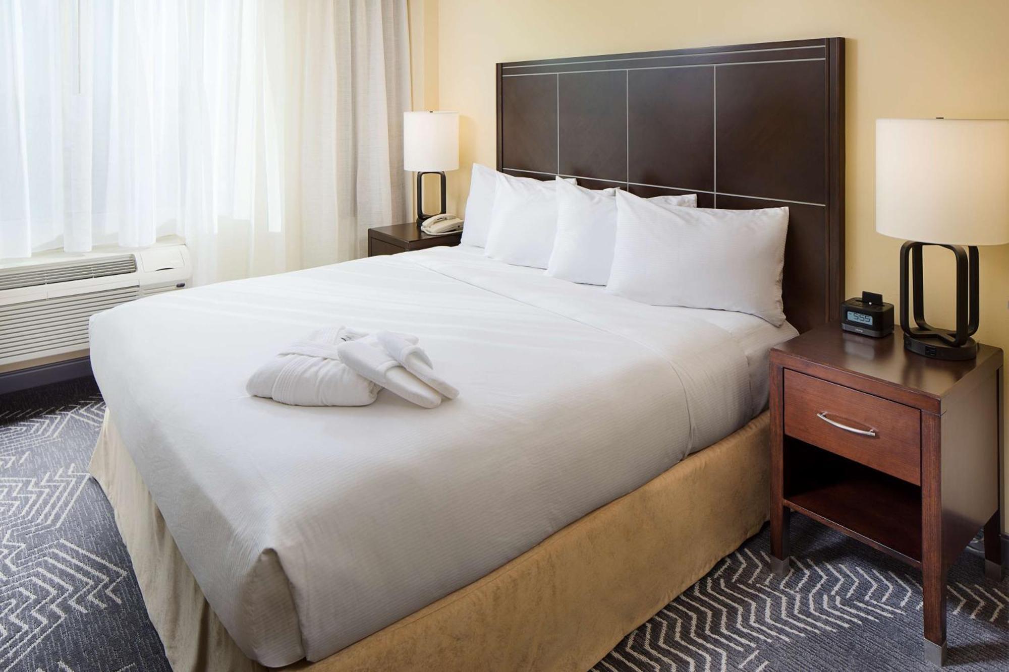 ดับเบิ้ลทรี โฮเต็ล ลอส แองเจลิส/คอมเมิร์ช Hotel คอมเมิร์ซ ภายนอก รูปภาพ