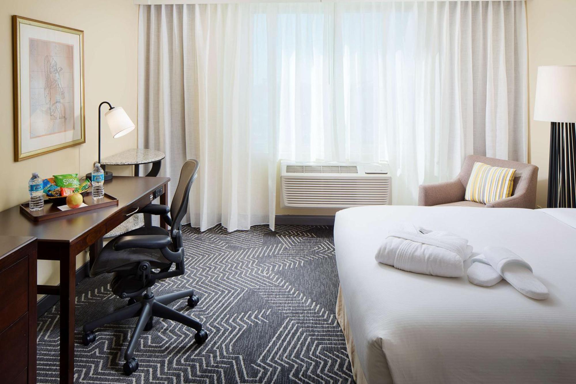 ดับเบิ้ลทรี โฮเต็ล ลอส แองเจลิส/คอมเมิร์ช Hotel คอมเมิร์ซ ภายนอก รูปภาพ