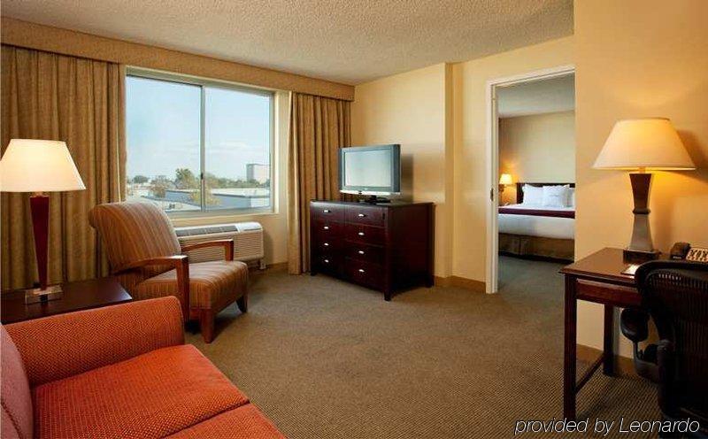 ดับเบิ้ลทรี โฮเต็ล ลอส แองเจลิส/คอมเมิร์ช Hotel คอมเมิร์ซ ห้อง รูปภาพ