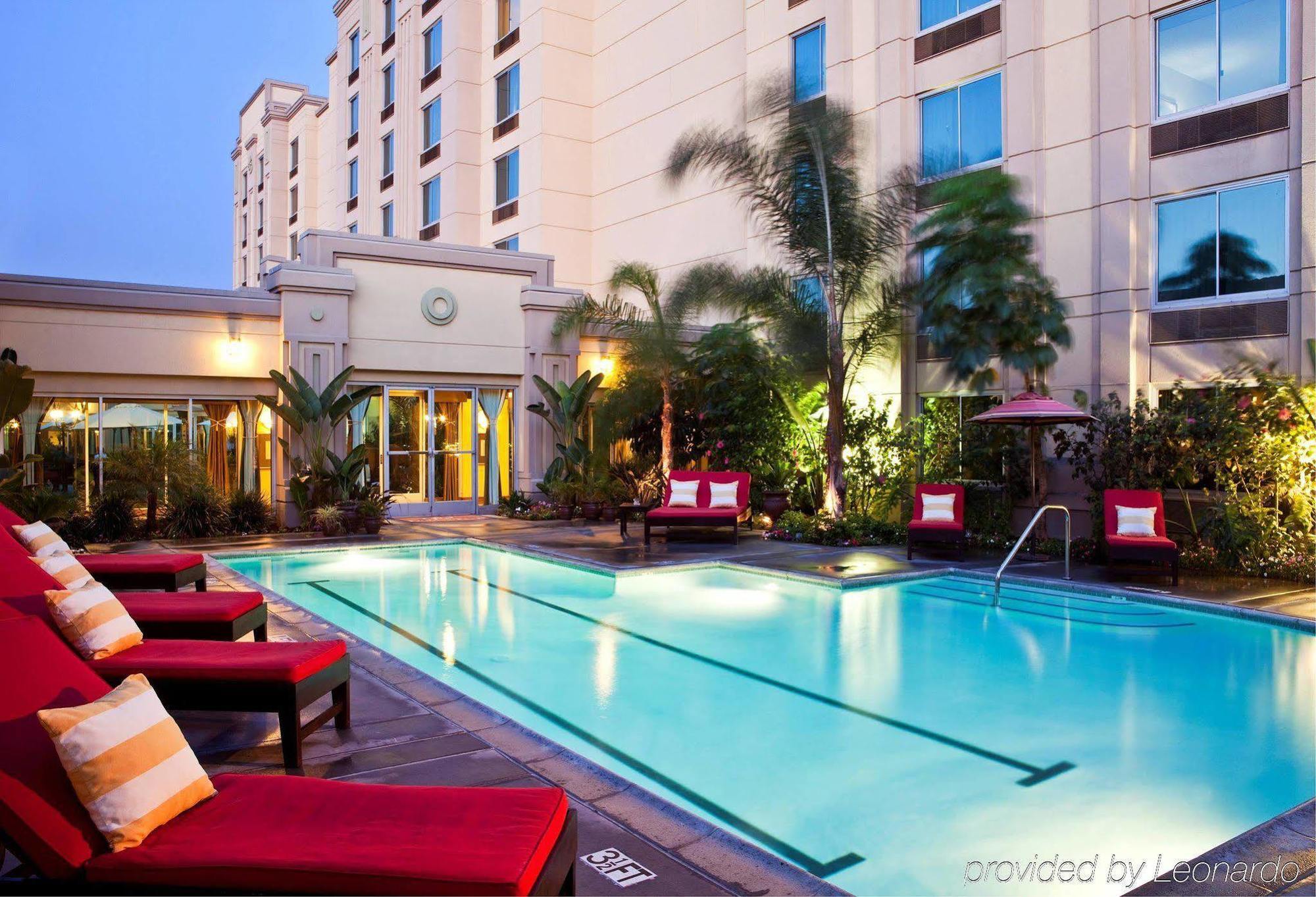 ดับเบิ้ลทรี โฮเต็ล ลอส แองเจลิส/คอมเมิร์ช Hotel คอมเมิร์ซ ภายนอก รูปภาพ